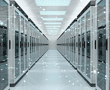 Kabinler, farklı kapasite seçenekleriyle sunulmakta olup, 42U veya 48U gibi standart boyutlarla gelen modellerin yanı sıra özelleştirilebilir seçenekler de mevcuttur.